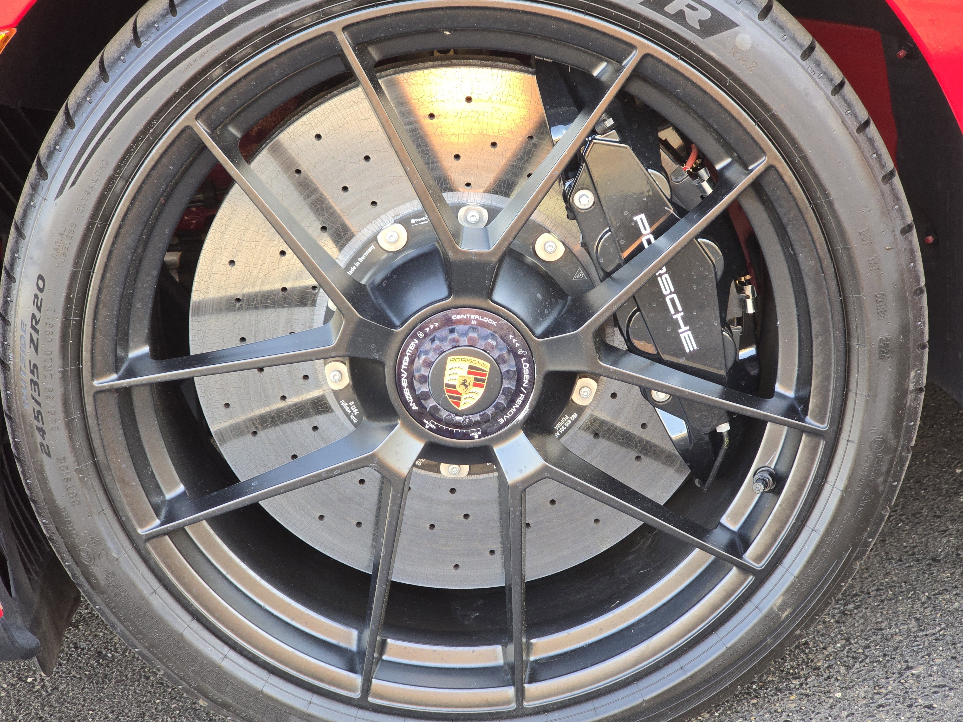 Certified 2025 Porsche 911 Carrera 4 GTS image 15