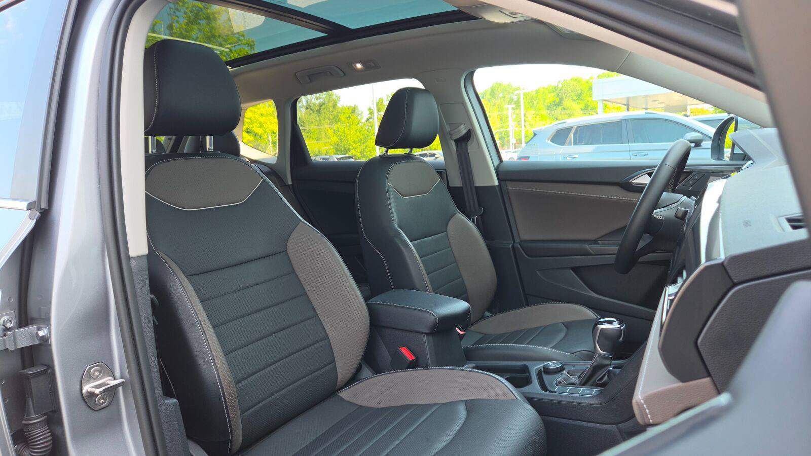Certified 2023 Volkswagen Taos SEL AWD/4WD image 50