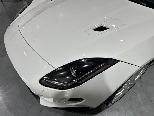 Used 2016 Jaguar F-TYPE R AWD/4WD image 13