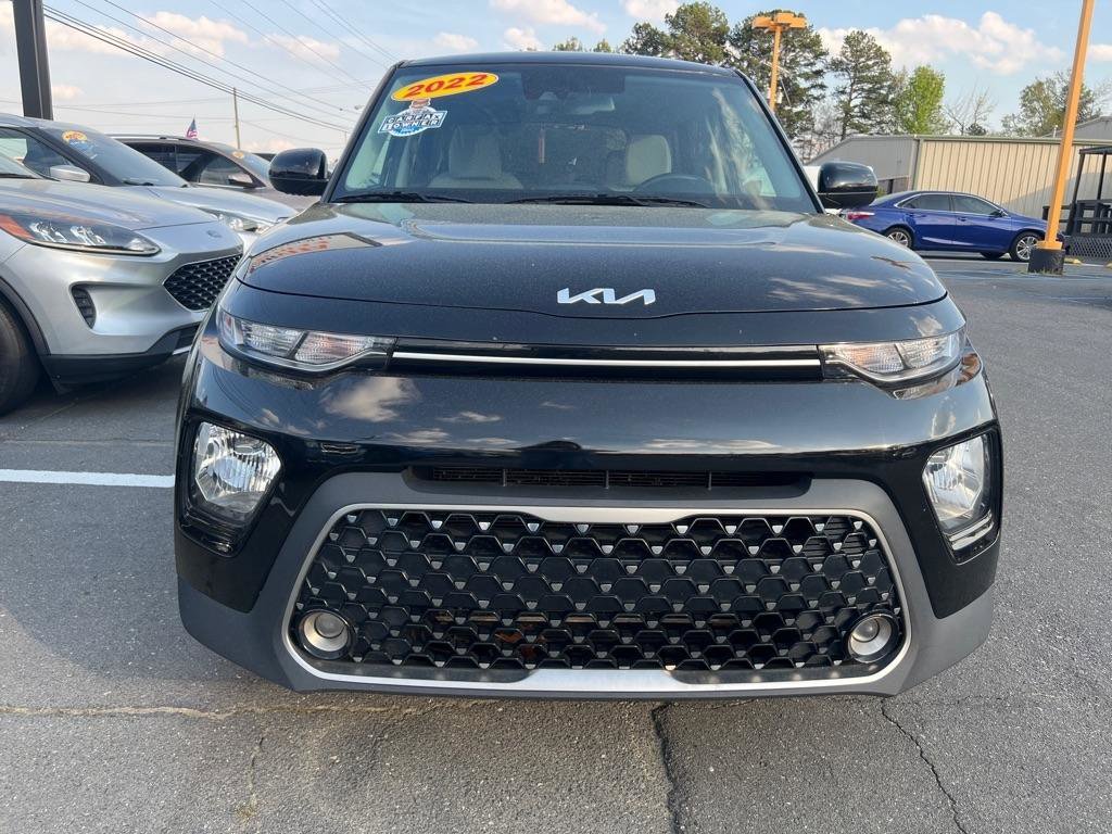 Used 2022 Kia Soul EX FWD image 2
