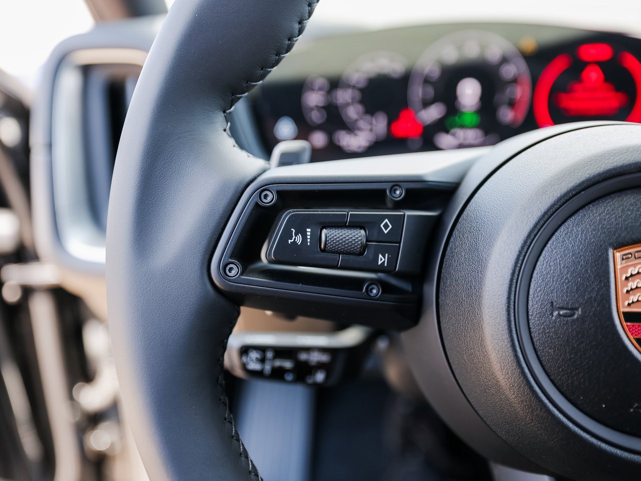 New 2026 Porsche Cayenne E-Hybrid Coupe image 17