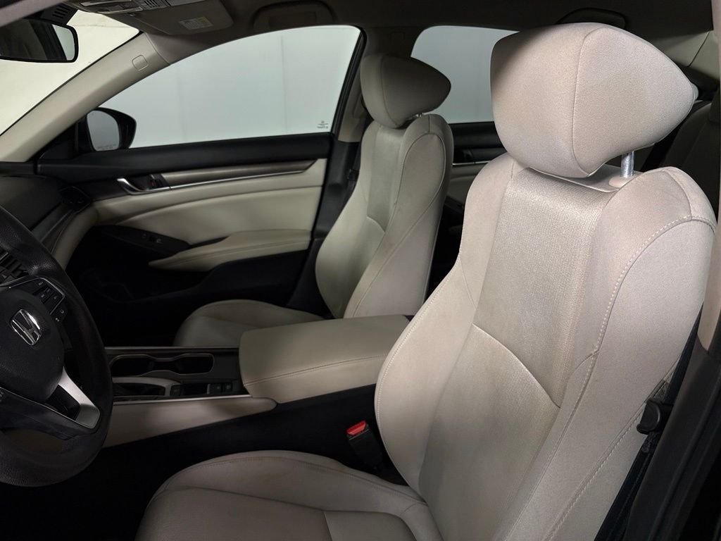 Used 2018 Honda Accord LX image 17
