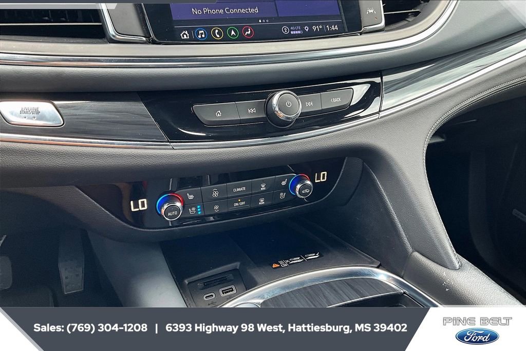 Used 2024 Buick Enclave Premium image 23