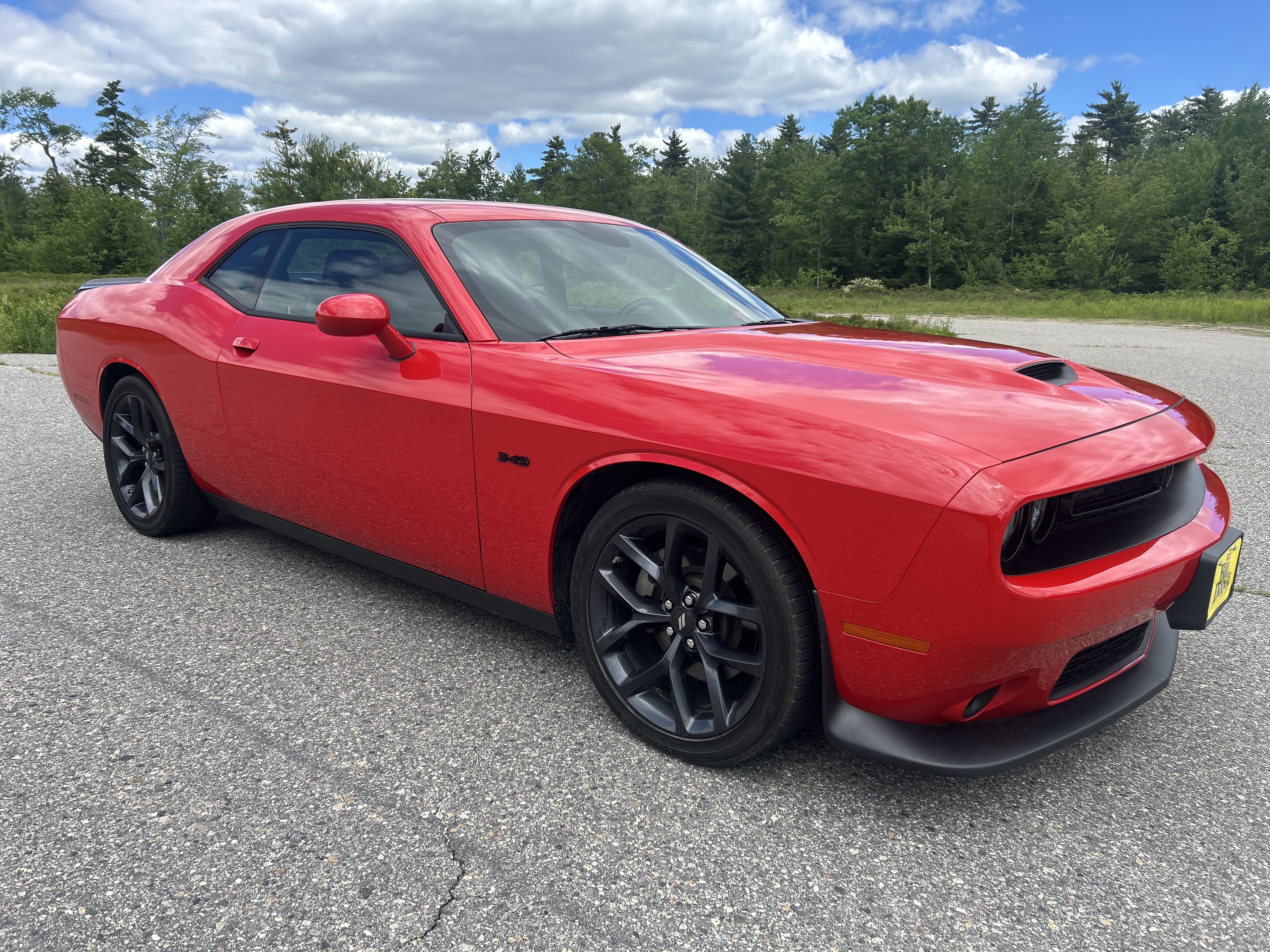 Used 2023 Dodge Challenger R/T RWD image 3