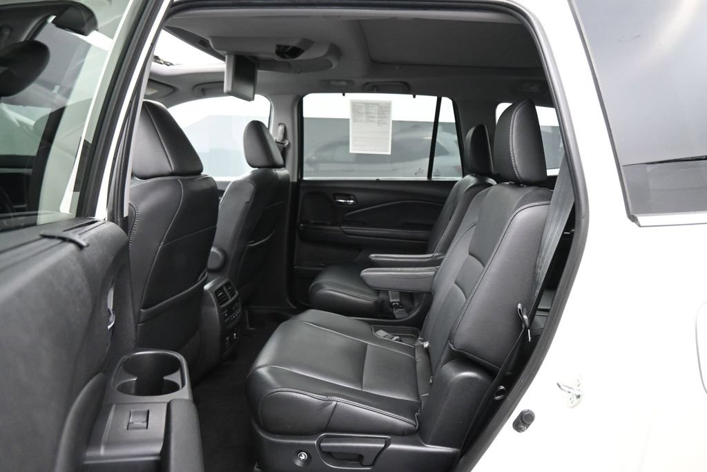 Used 2019 Honda Pilot Elite image 18