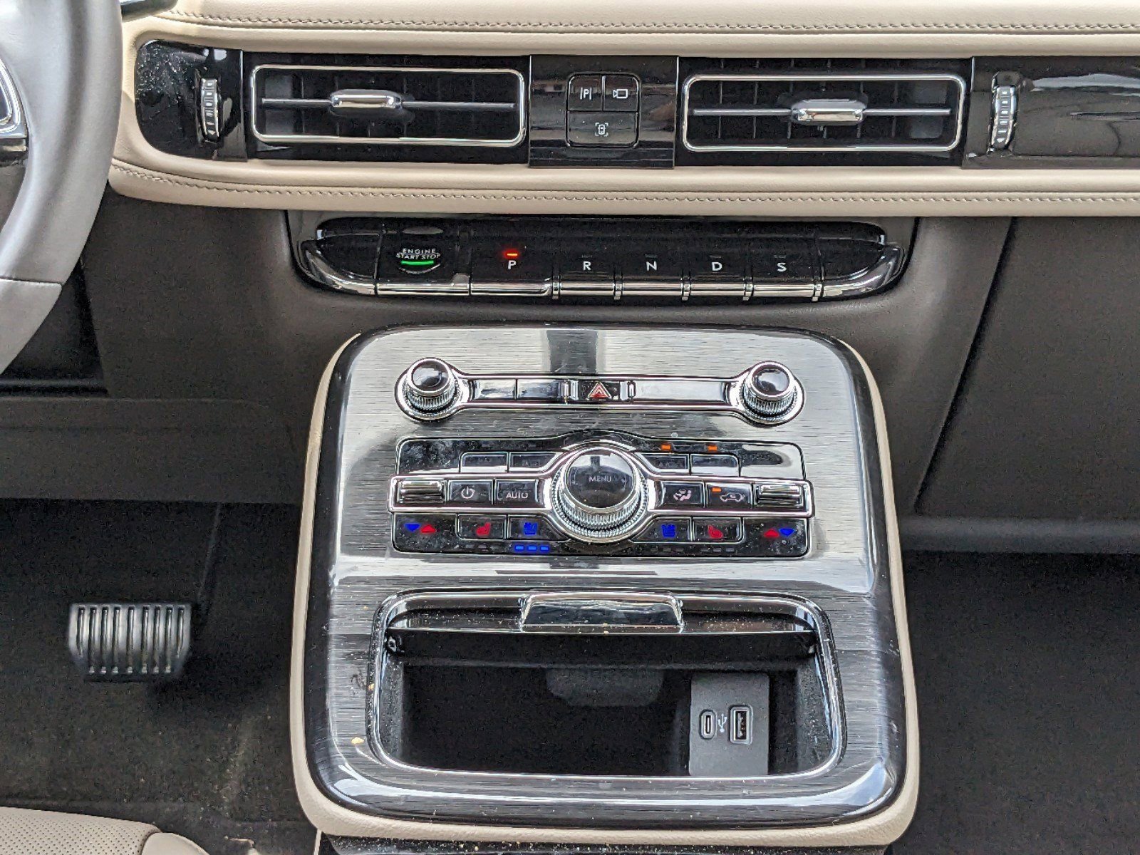 Certified 2023 Lincoln Nautilus Reserve w/ Equipment Group 202A image 20