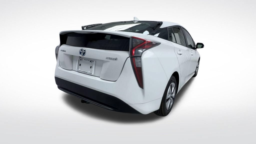 Used 2017 Toyota Prius Four FWD image 7