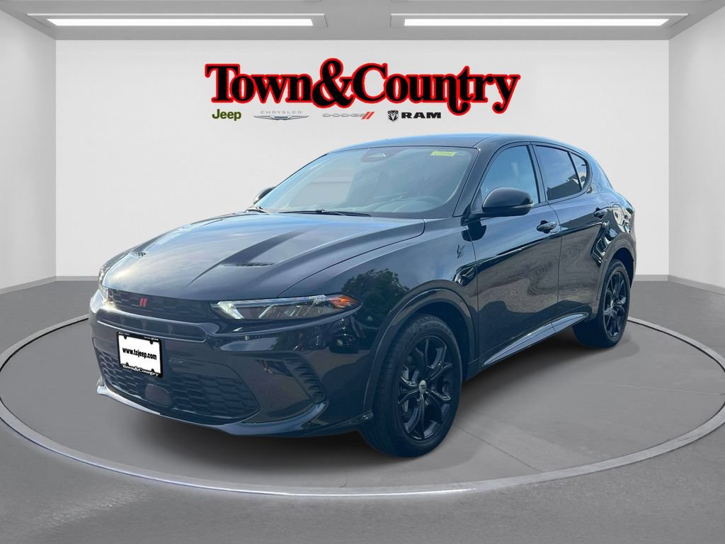 Certified 2024 Dodge Hornet R/T w/ R/T Blacktop Package AWD/4WD image 4