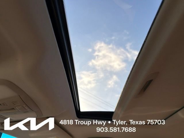 Used 2017 INFINITI QX80 Signature Edition RWD image 24