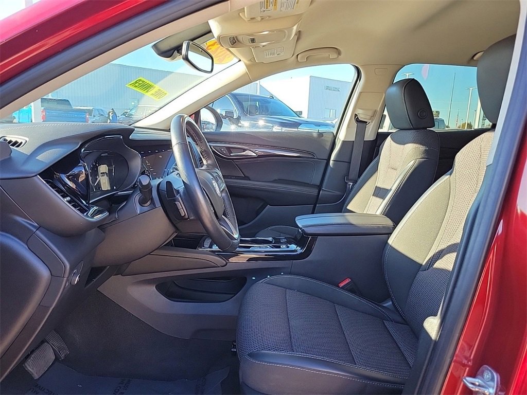 Used 2023 Buick Envision Preferred image 15