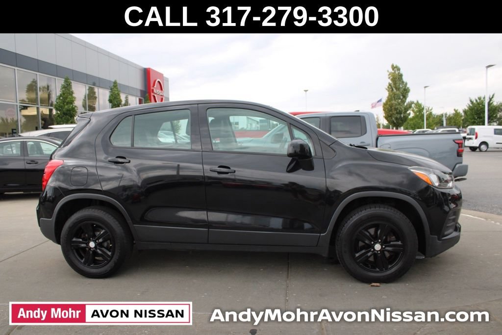 Used 2017 Chevrolet Trax LS AWD/4WD image 6