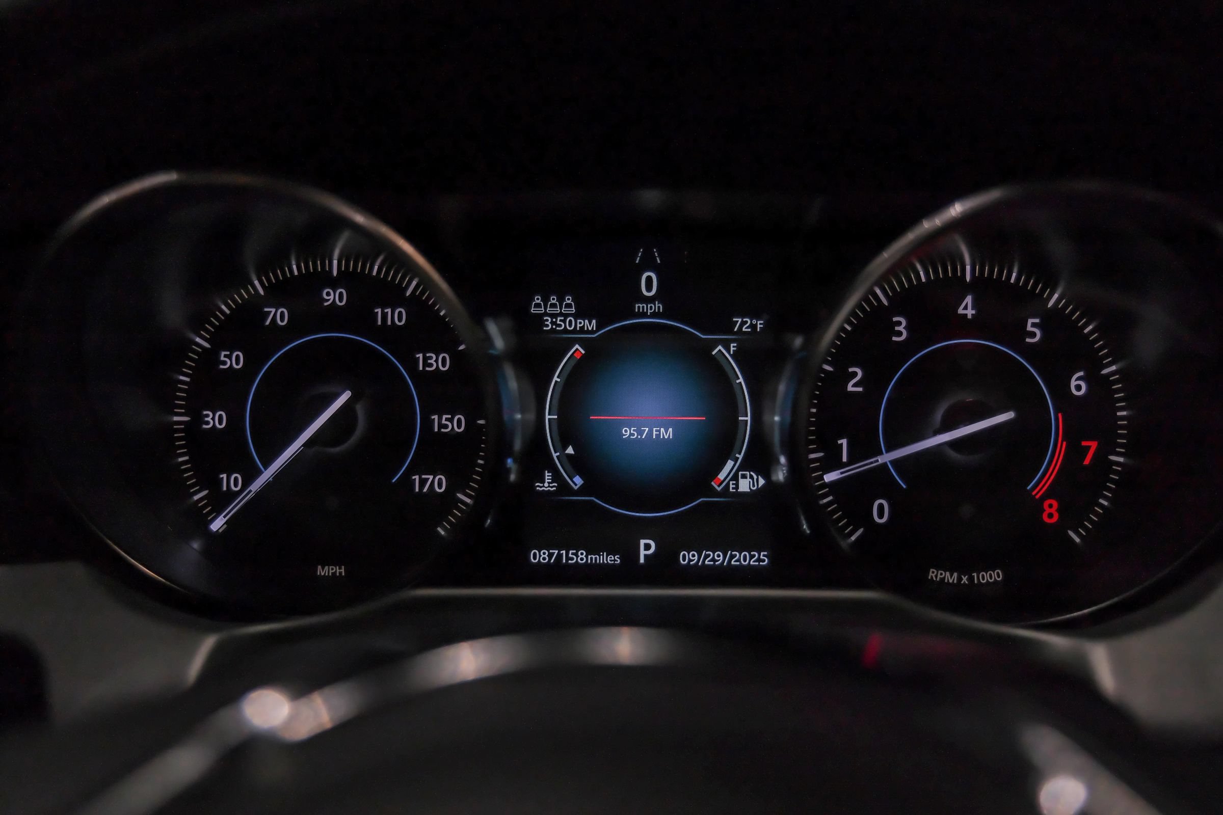 Used 2020 Jaguar XF Prestige RWD image 17