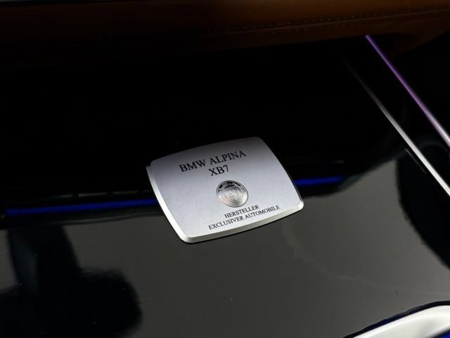 Used 2022 BMW ALPINA XB7 AWD/4WD image 25