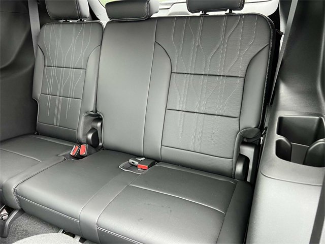 New 2026 Buick Enclave Avenir w/ Super Cruise Package image 13