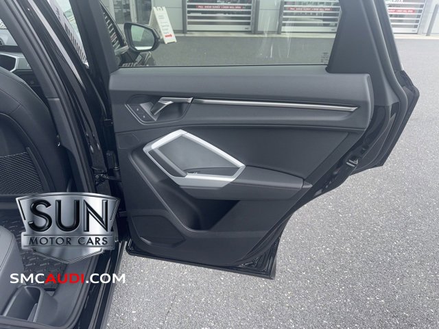 New 2025 Audi Q3 2.0T Premium image 17