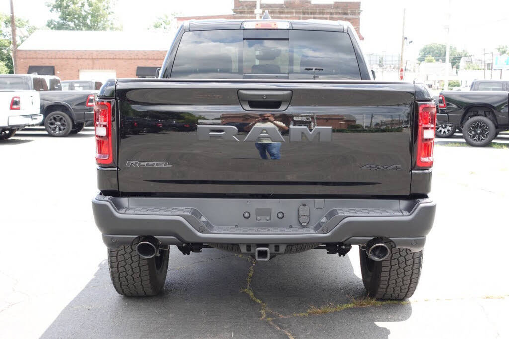 Used 2025 RAM 1500 Rebel AWD/4WD image 10