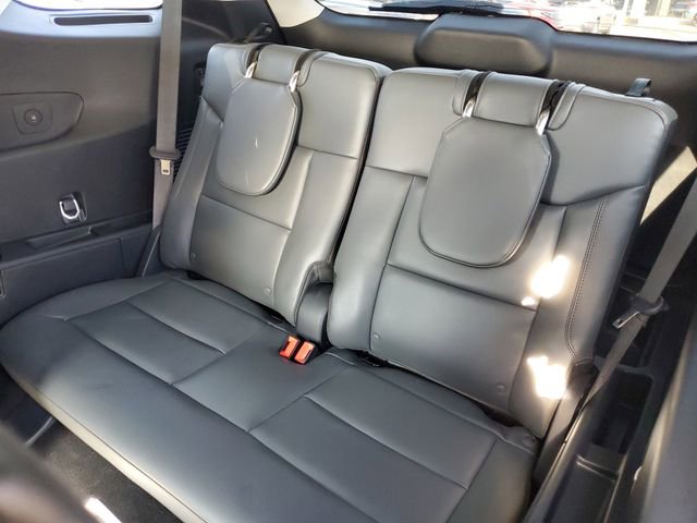 Certified 2025 Ford Explorer Active w/ Active Comfort Package AWD/4WD image 26