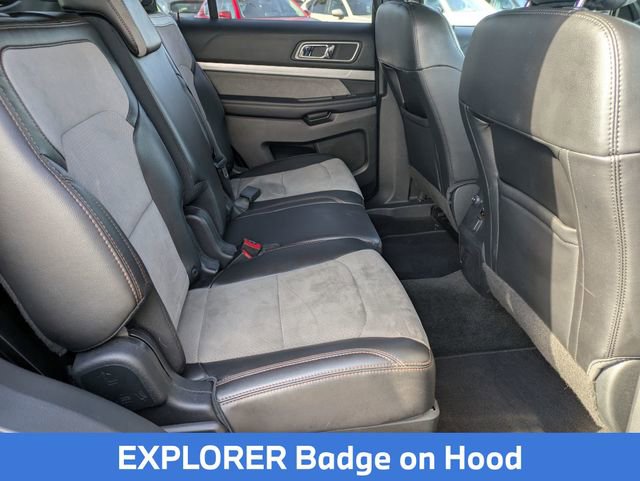 Used 2017 Ford Explorer XLT w/ Equipment Group 202A image 31