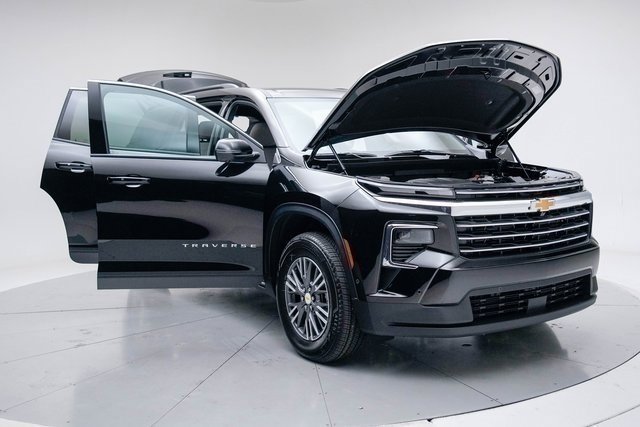New 2026 Chevrolet Traverse LT w/ Enhanced Driving Package image 16