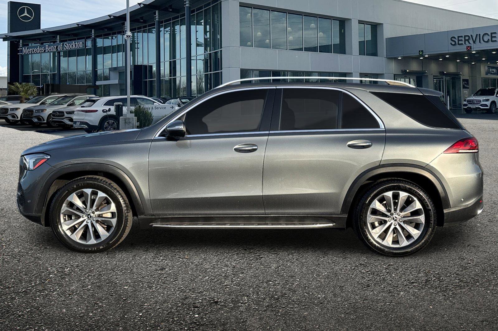 Certified 2022 Mercedes-Benz GLE 350 4MATIC w/ Premium Package image 7