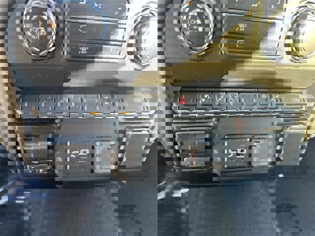 New 2025 Chevrolet Silverado 1500 Custom image 33