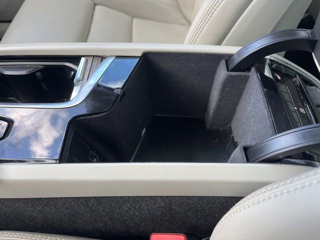 Used 2021 Volvo XC90 T6 Inscription w/ Protection Package Premier AWD/4WD image 38