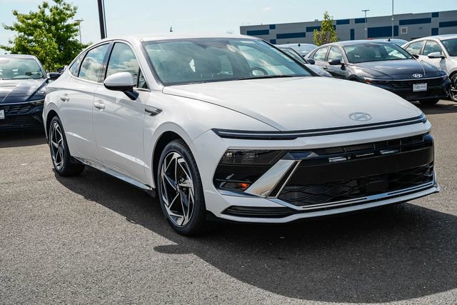 New 2026 Hyundai Sonata SEL FWD image 6