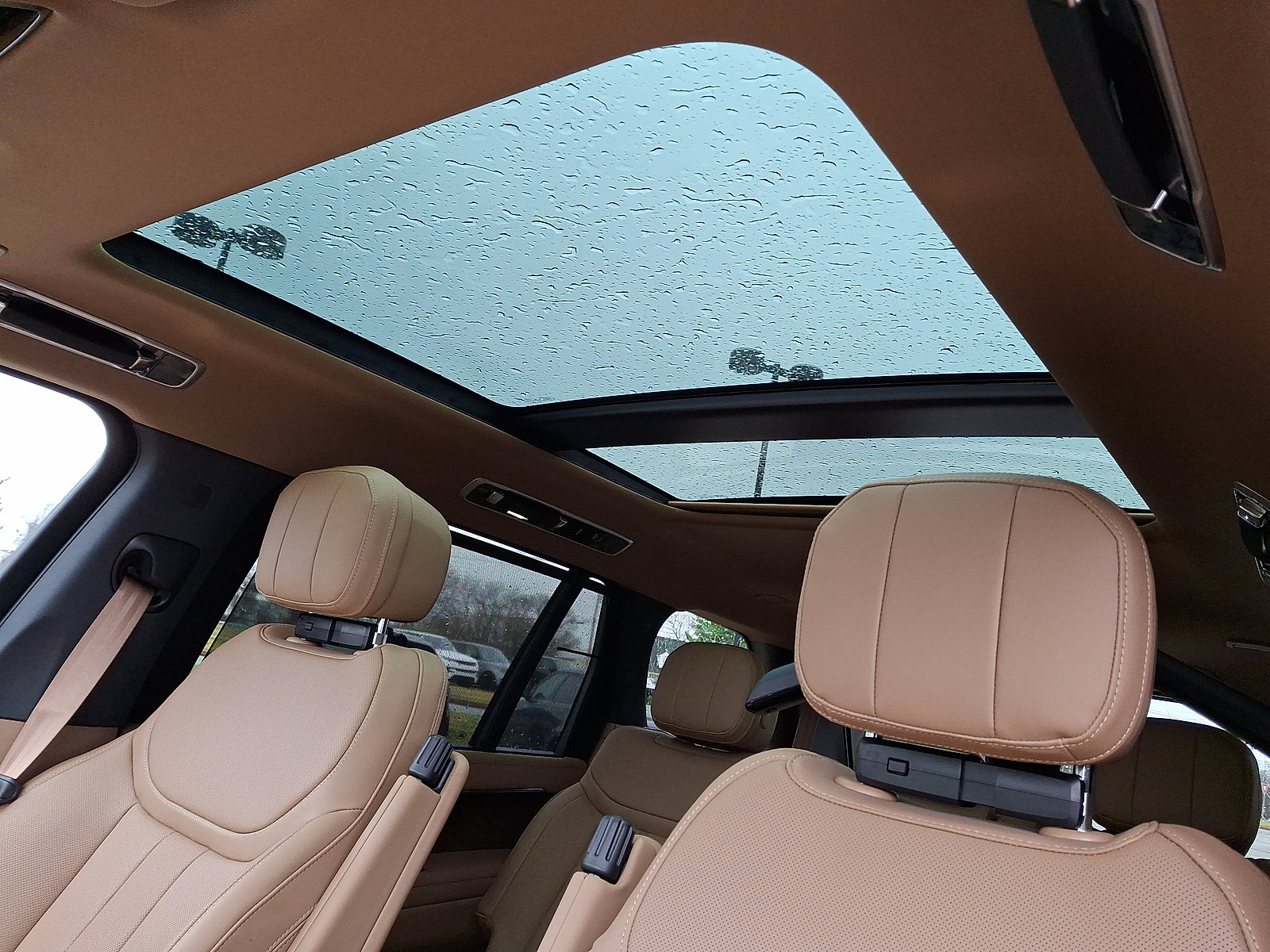 New 2026 Land Rover Range Rover Long Wheelbase SE image 5