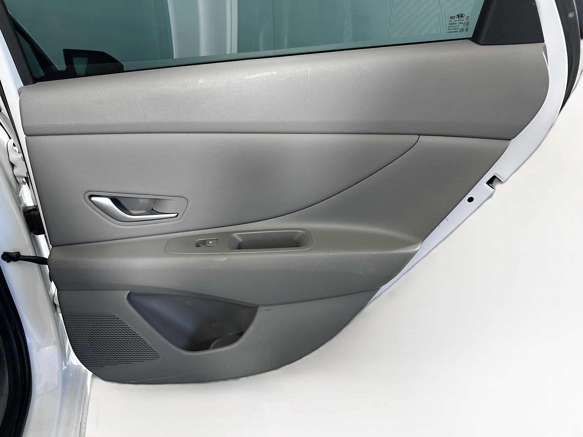 Used 2025 Hyundai Elantra SEL image 30