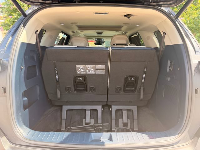 Certified 2025 Kia Carnival SX Prestige FWD image 24