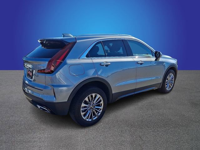 Used 2024 Cadillac XT4 Premium Luxury image 5