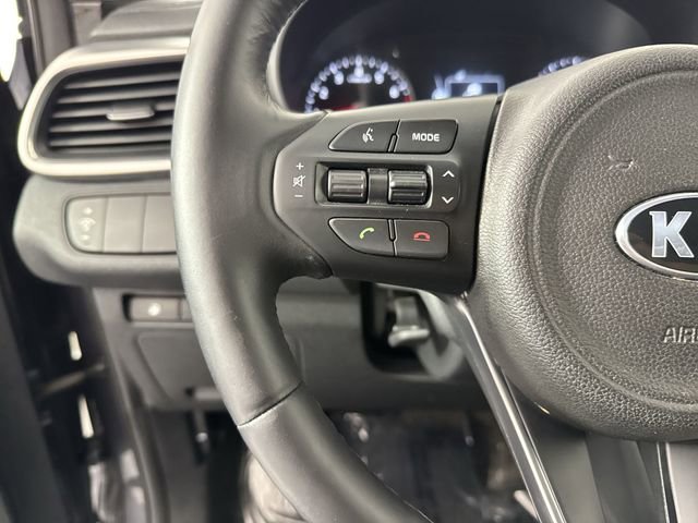 Used 2017 Kia Sorento EX image 11