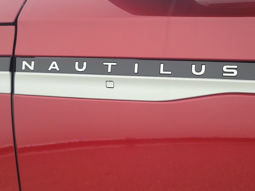 New 2026 Lincoln Nautilus Reserve AWD/4WD image 6
