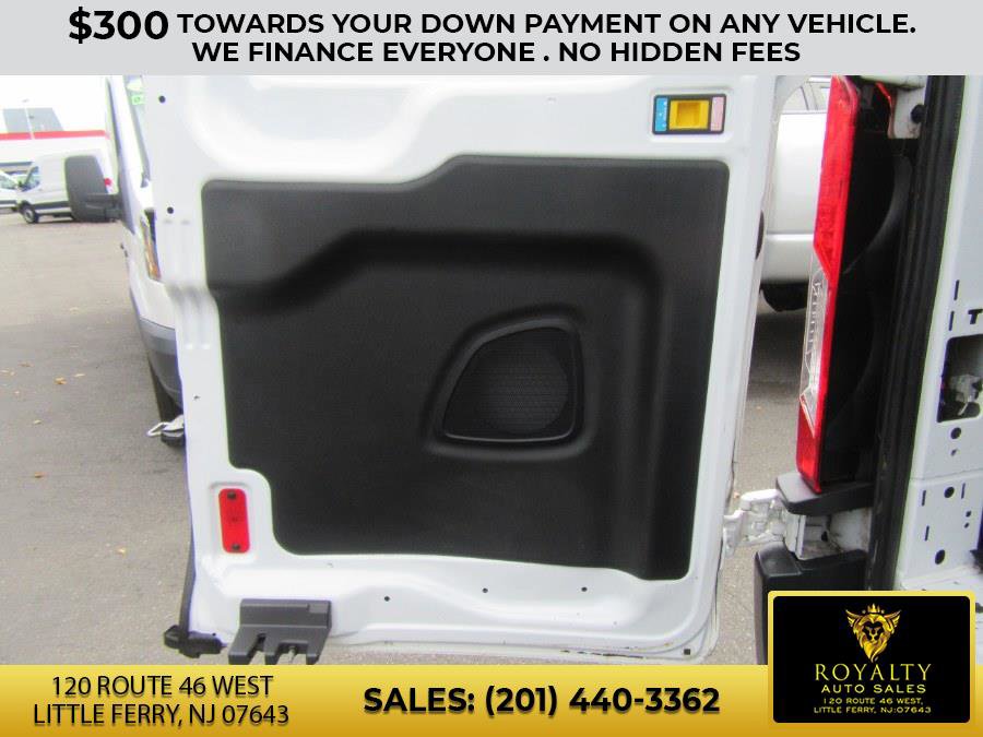 Used 2018 Ford Transit 250 130 Low Roof image 20