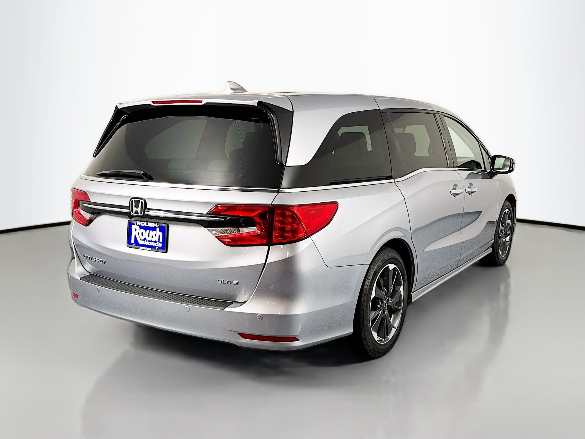 Certified 2023 Honda Odyssey Elite image 5