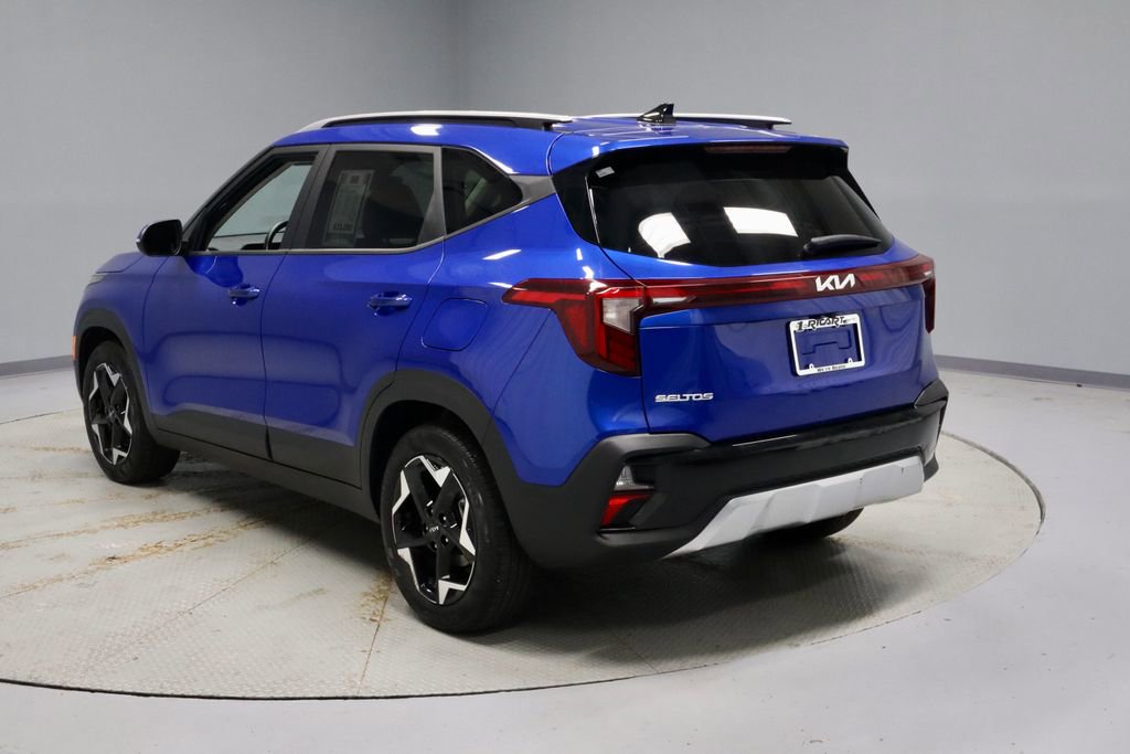 Used 2025 Kia Seltos S image 10