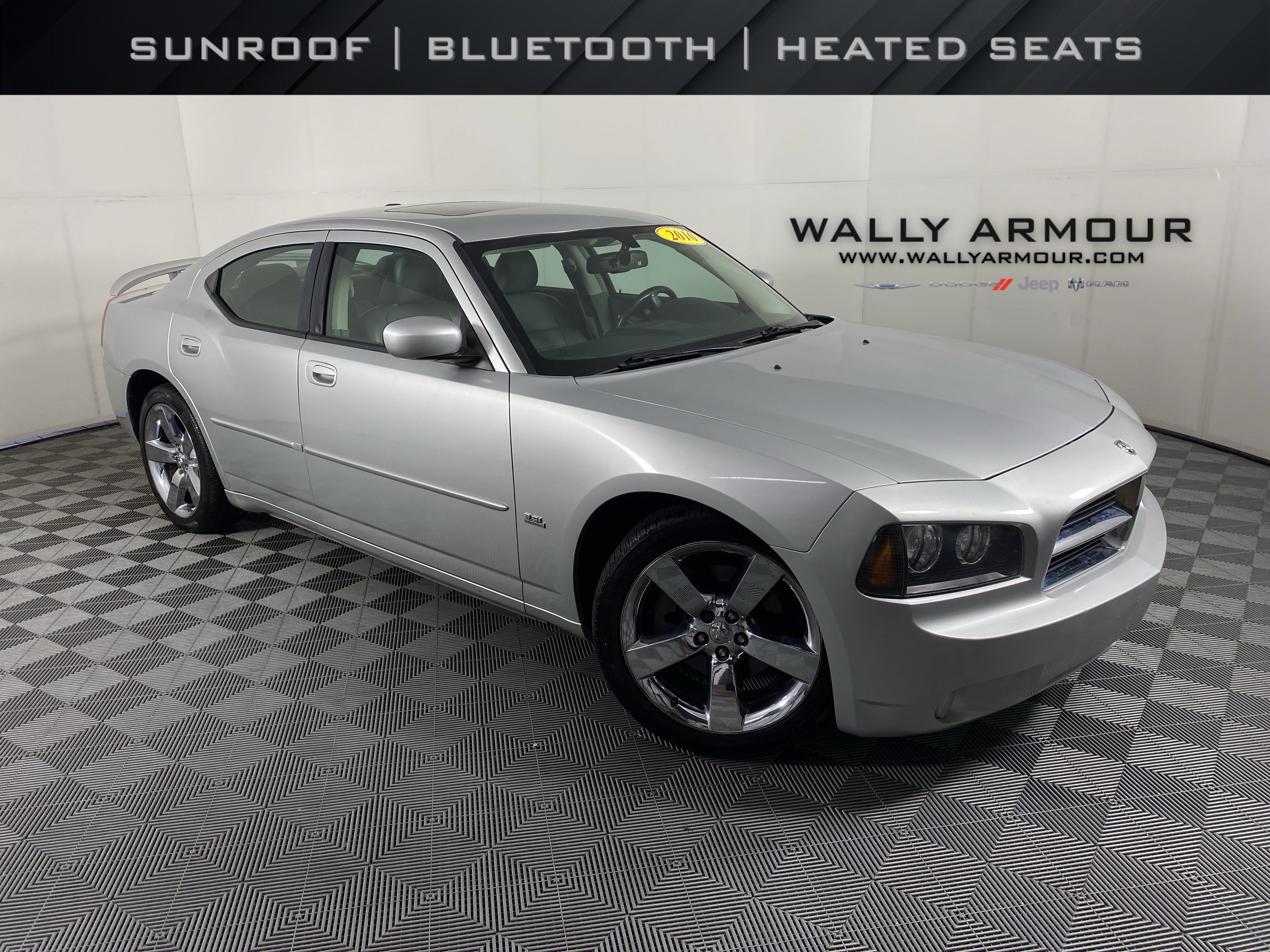 Used 2010 Dodge Charger Rallye RWD image 1