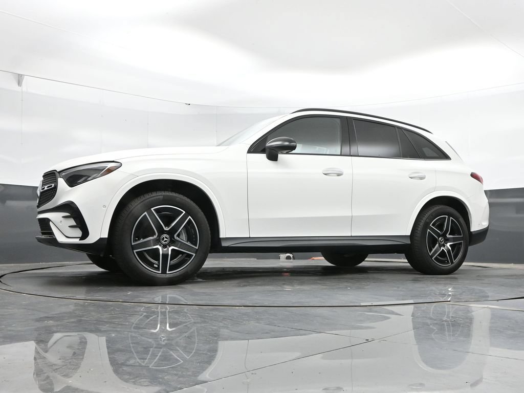 Used 2024 Mercedes-Benz GLC 300 4MATIC image 44