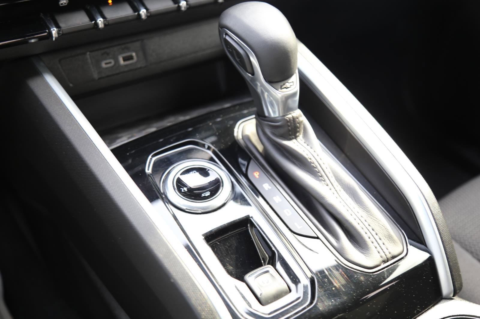 Used 2023 Chevrolet Colorado LT w/ LT Convenience Package II image 14