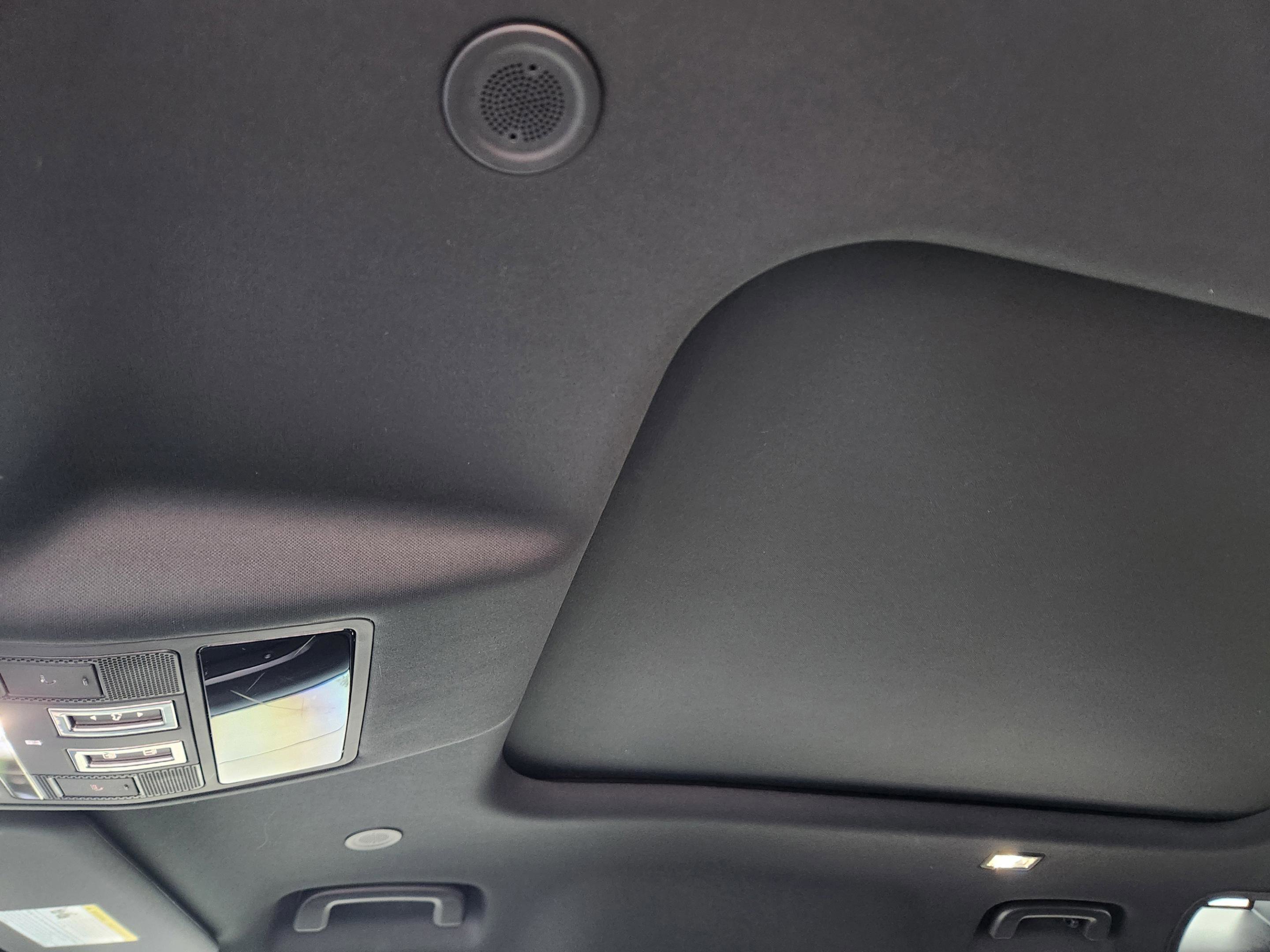 Certified 2023 Land Rover Defender 110 SE AWD/4WD image 20