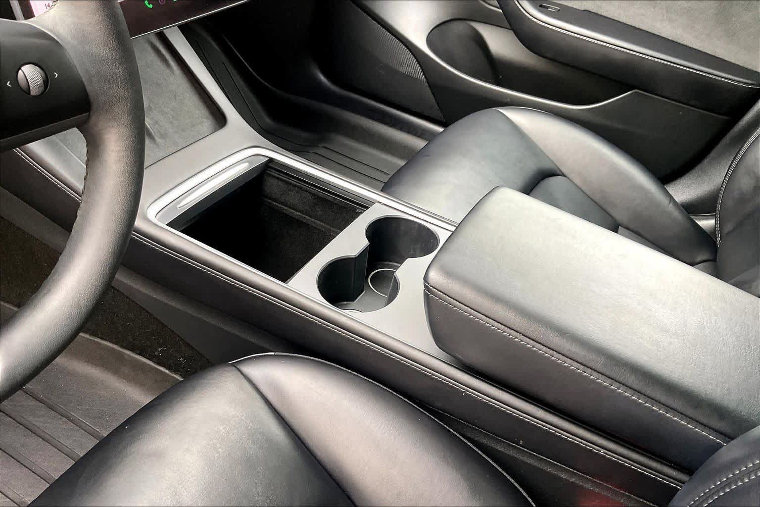 Used 2022 Tesla Model 3 Standard Range RWD image 14