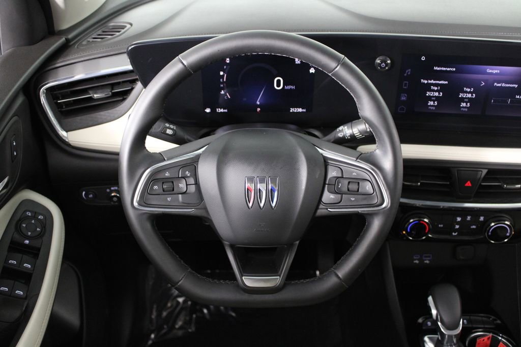Used 2025 Buick Encore GX Sport Touring FWD image 23