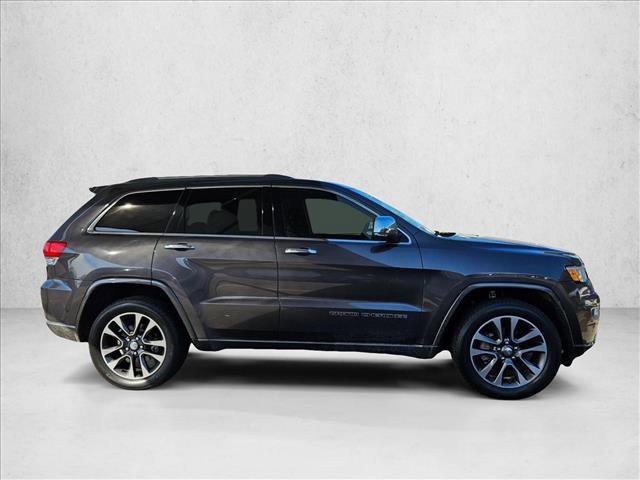 Used 2018 Jeep Grand Cherokee Overland w/ Trailer Tow Group IV image 4