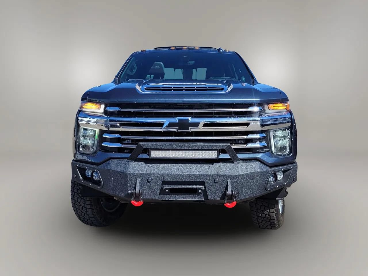 Used 2020 Chevrolet Silverado 3500 High Country w/ Technology Package AWD/4WD image 2