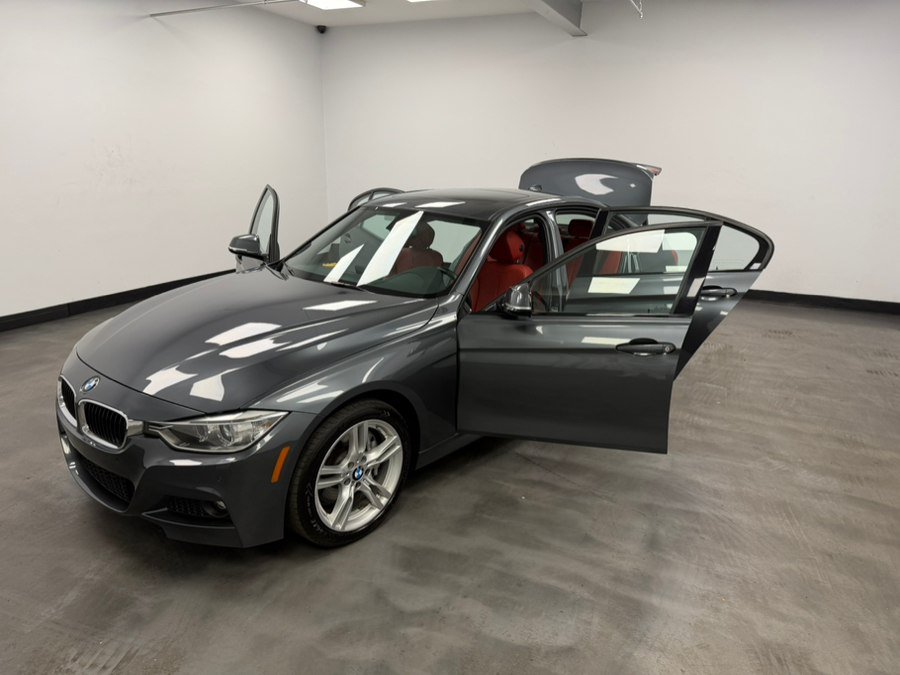 Used 2015 BMW 335i xDrive Sedan w/ M Sport AWD/4WD image 24