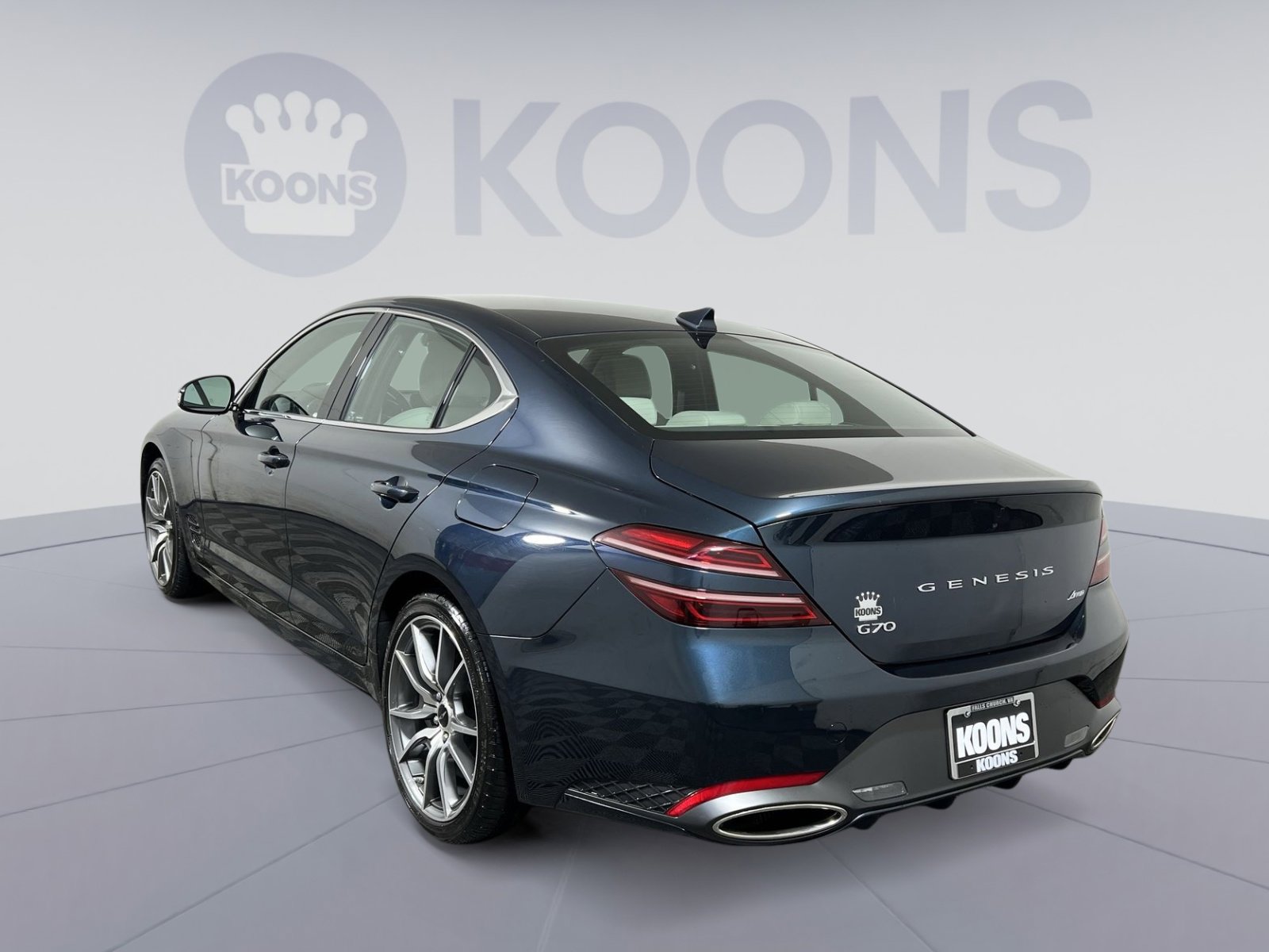 Used 2024 Genesis G70 2.5T image 4