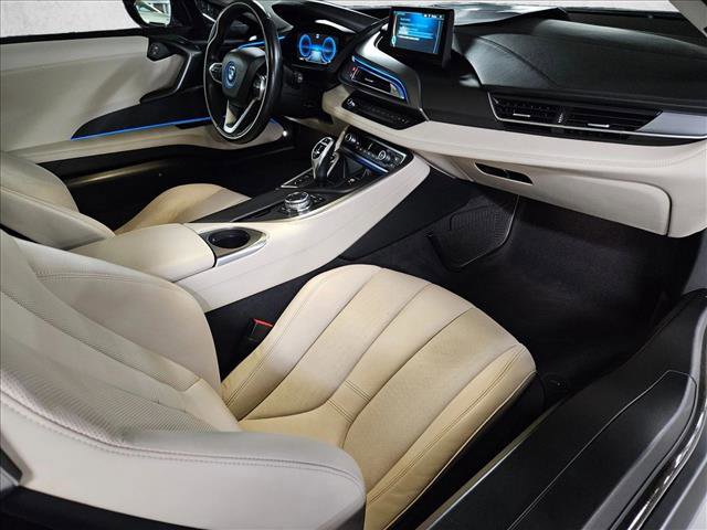 Used 2016 BMW i8 image 20