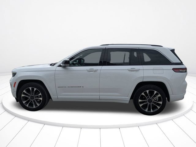 Used 2022 Jeep Grand Cherokee Overland AWD/4WD image 7