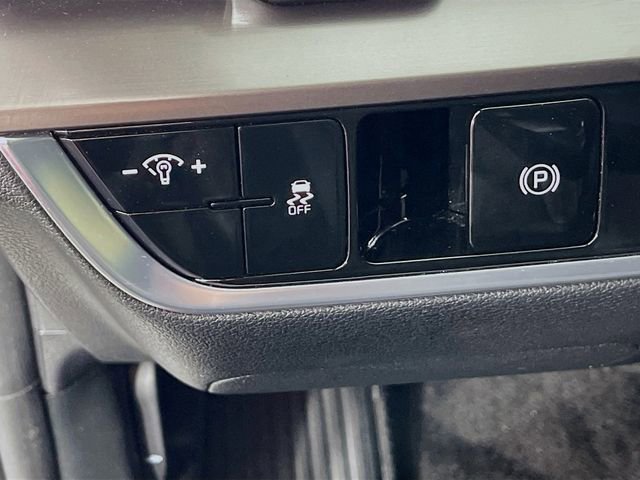 Used 2023 Kia Sportage EX image 11