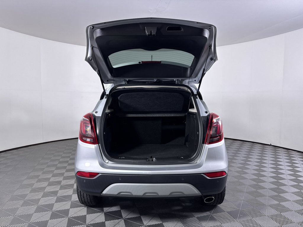 Used 2021 Buick Encore Preferred w/ Safety Package II image 7